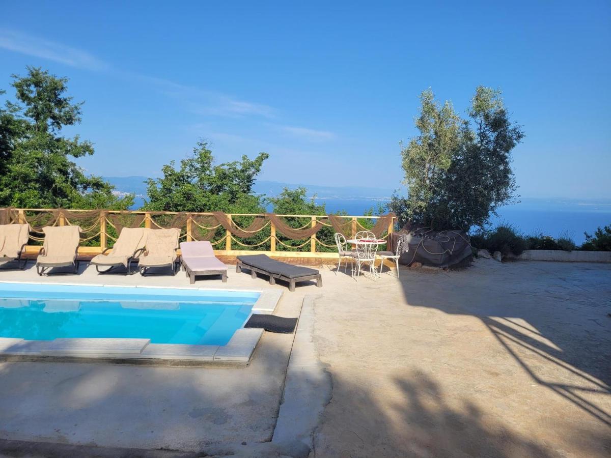 Ferienwohnung Mit Pool Kroatien Mit Meerblick Und Pool Lovran Exterior foto