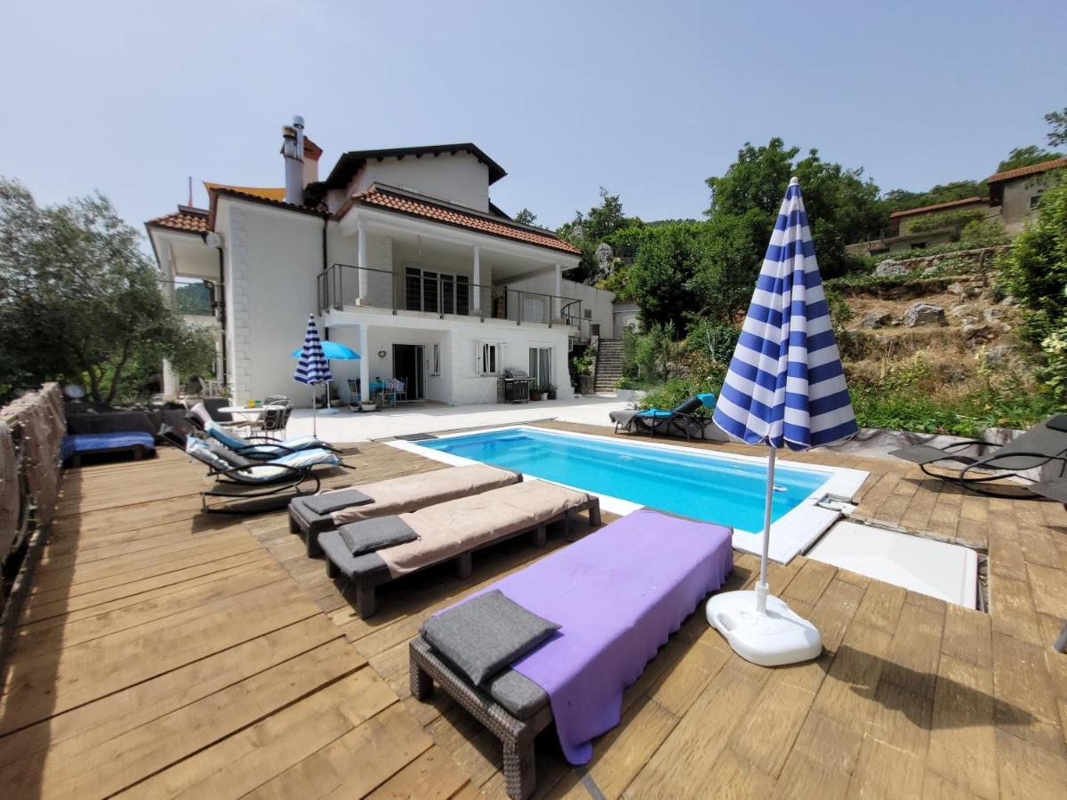 Ferienwohnung Mit Pool Kroatien Mit Meerblick Und Pool Lovran Exterior foto